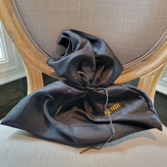 Vintage FENDI collectable mini purse with mink roses - Picture 15 of 15